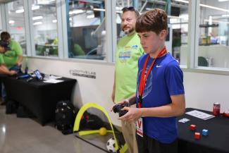 Camper controlling robot